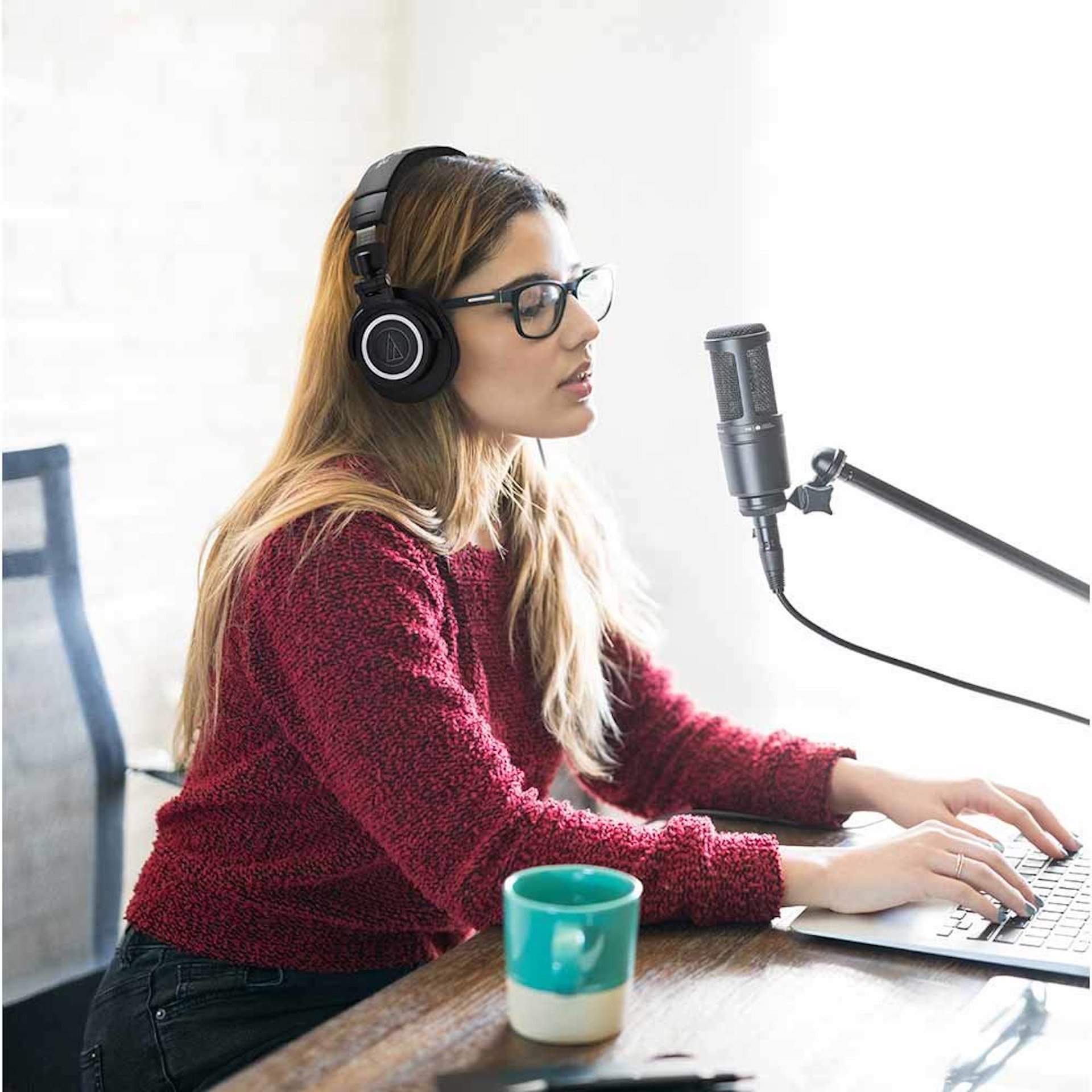 YouTubeからPodcastまで！コンテンツ制作に役立つATおすすめマイク5選