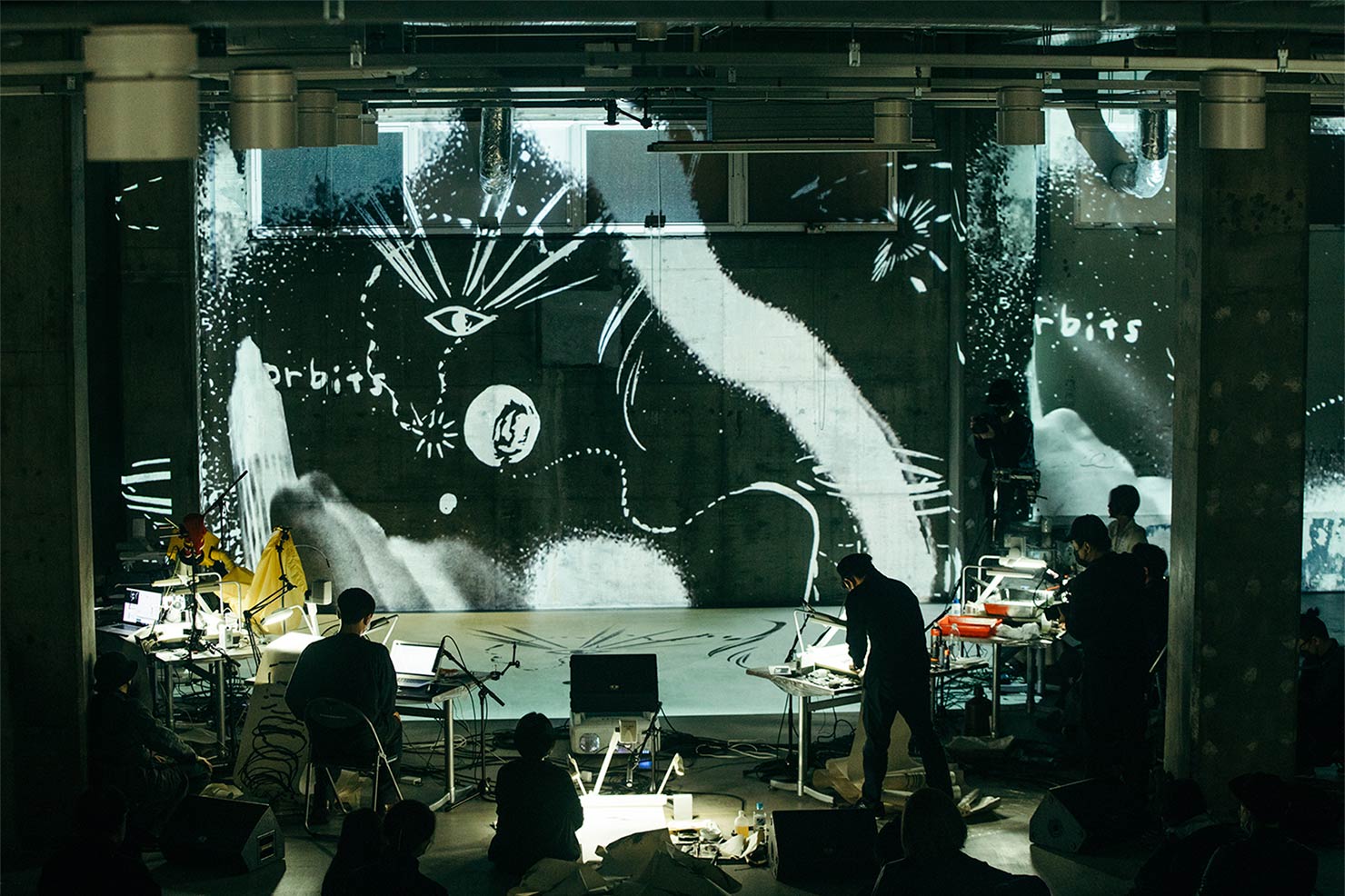 TOKYO CANAL LINKS「ドローイング・オーケストラ／Drawing Orchestra featuring Abdelkader Benchamma」
