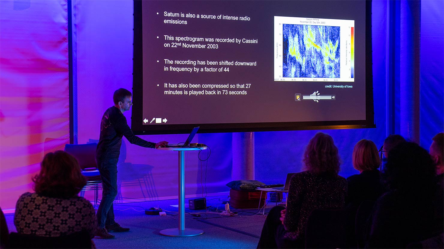 Sounds of Space Project、パフォーマンスの様子。