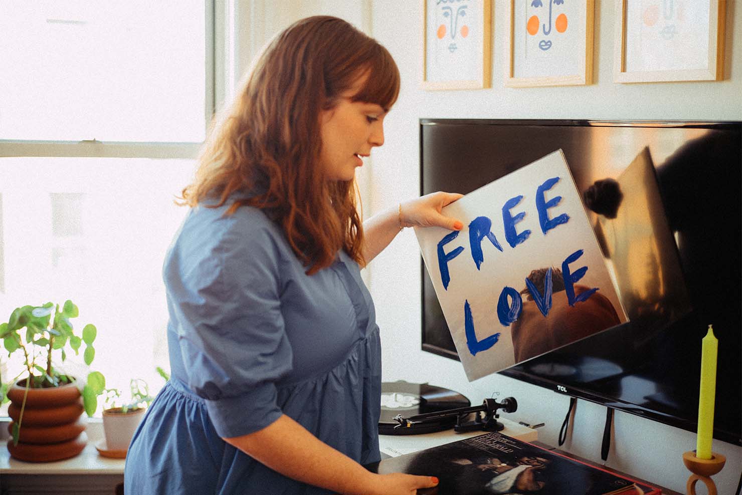 最近よく聴いているのは、男女エレクトロ・ポップ・デュオSylvan Essoの最新アルバム『Free Love』。