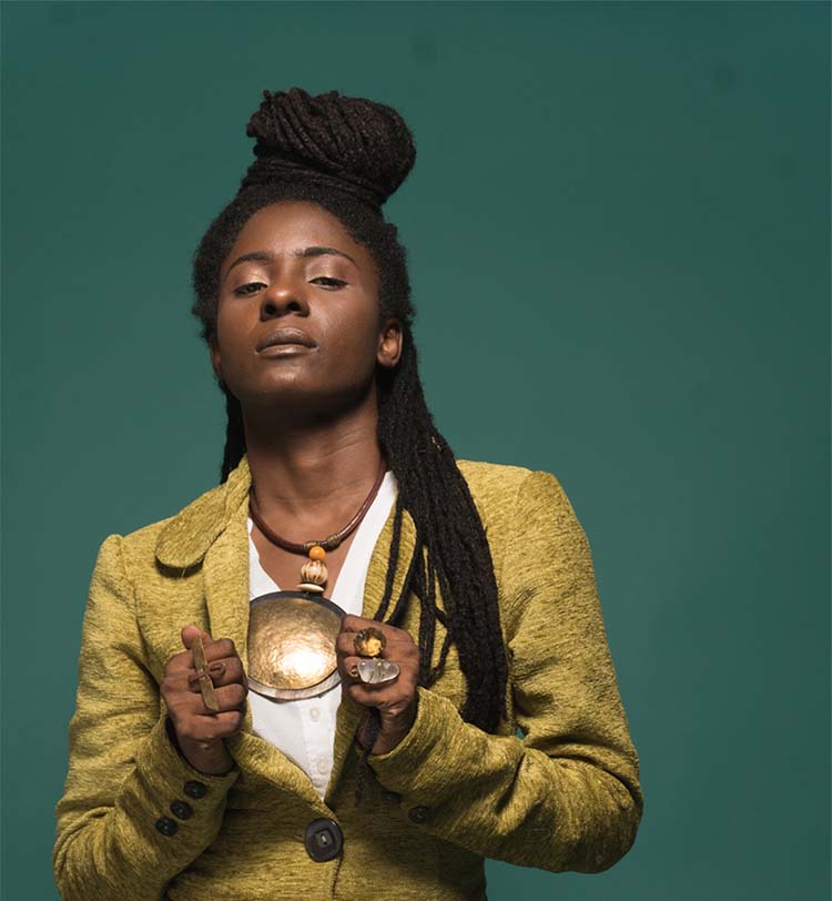 Jah9