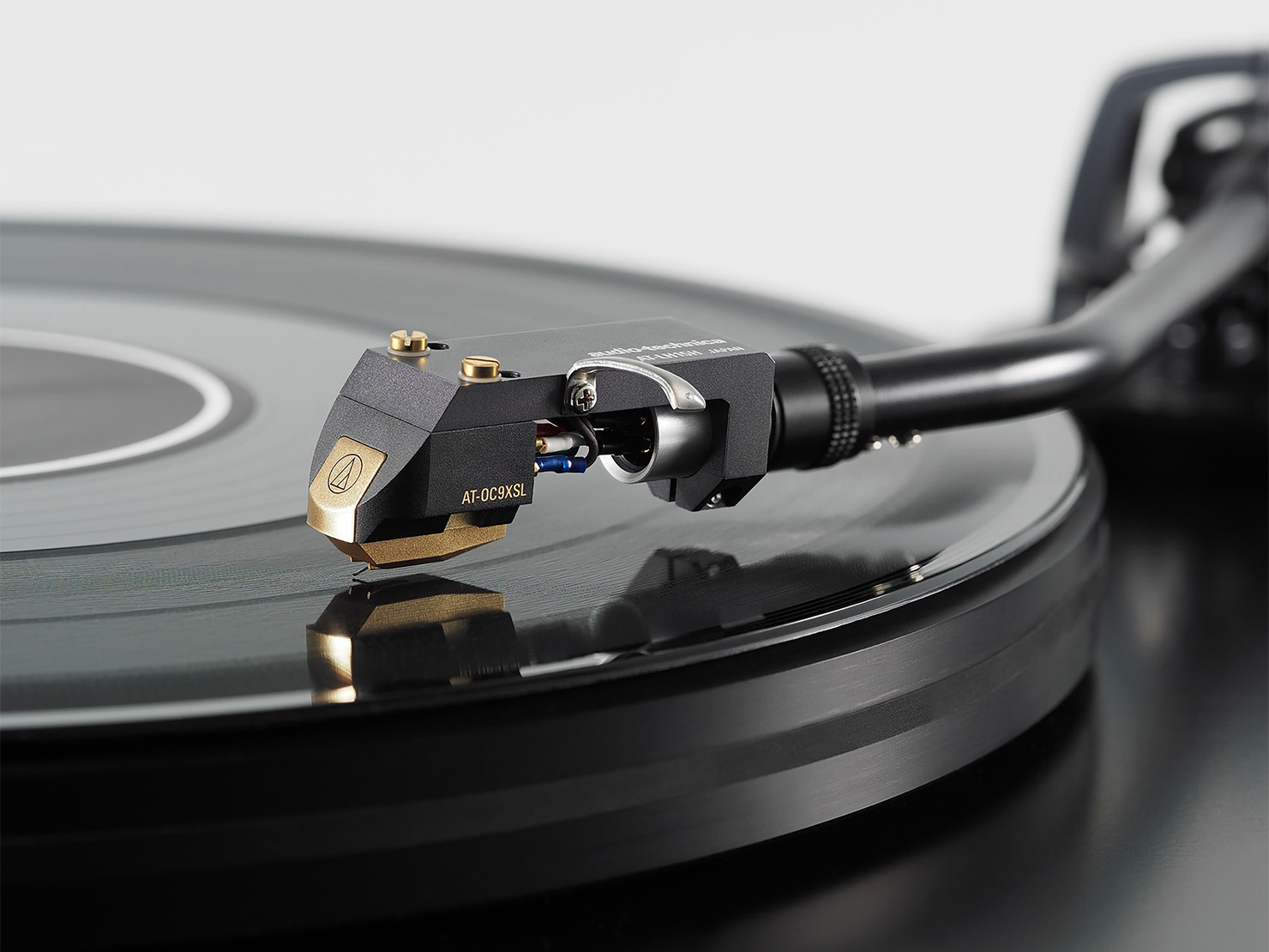 すべてはここから始まる。小さなクリエイター、レコード針の秘密。