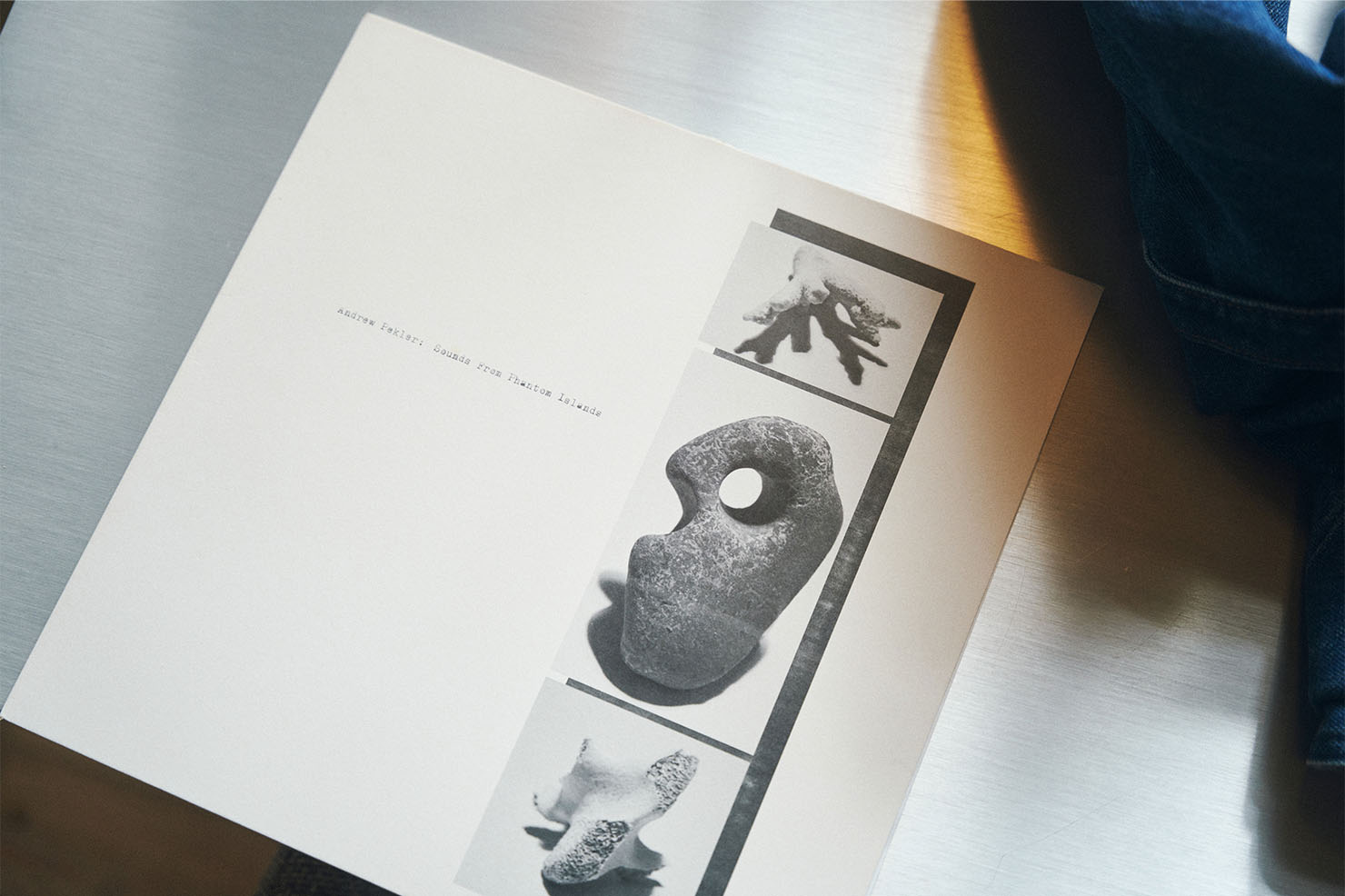 「VM760SLC」で視聴　Andrew Pekler『Sounds From Phantom Islands』収録曲「Approximate Bermeja」
