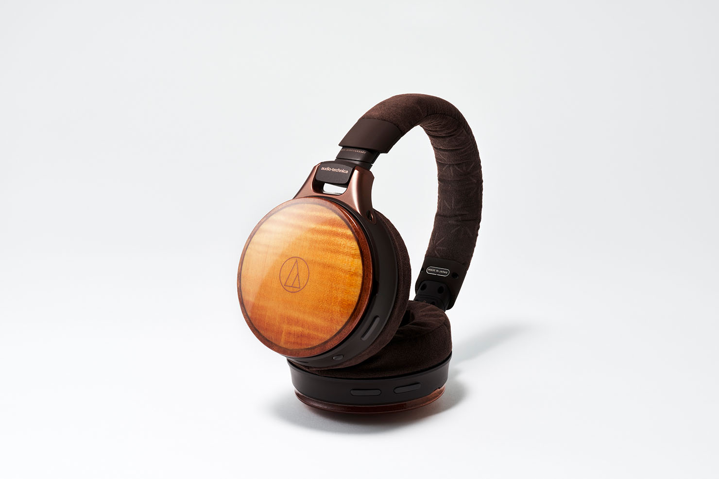 最高の音質を作り出す、世界初！完全バランス音声出力システム