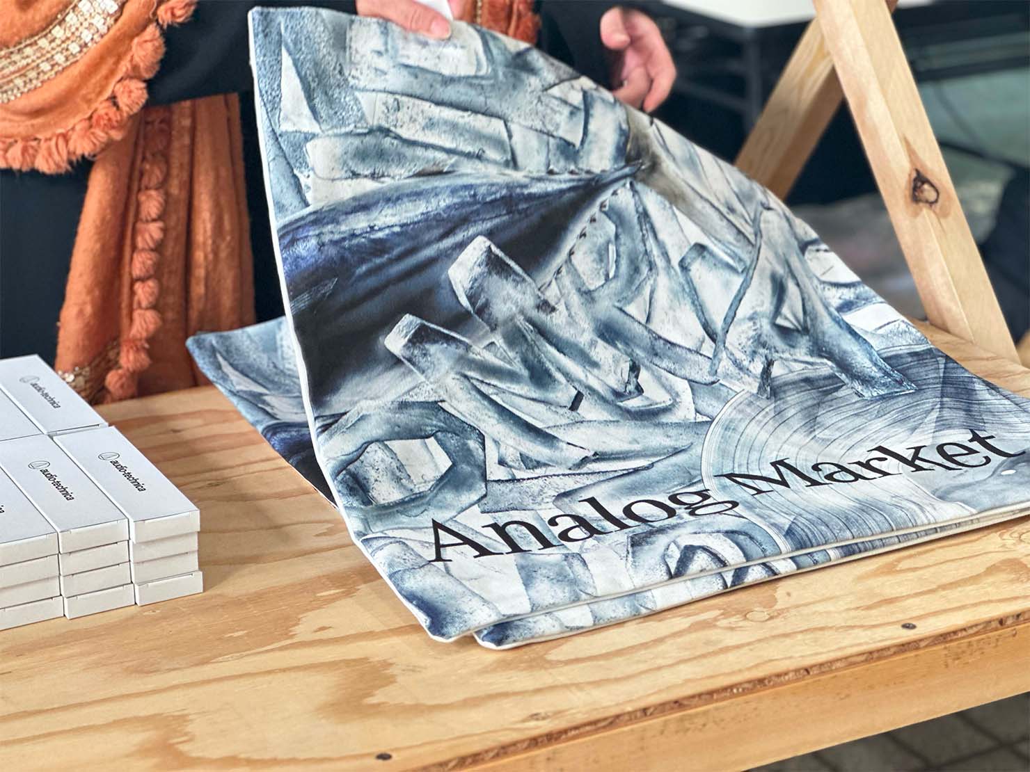 Analog Marketの様子