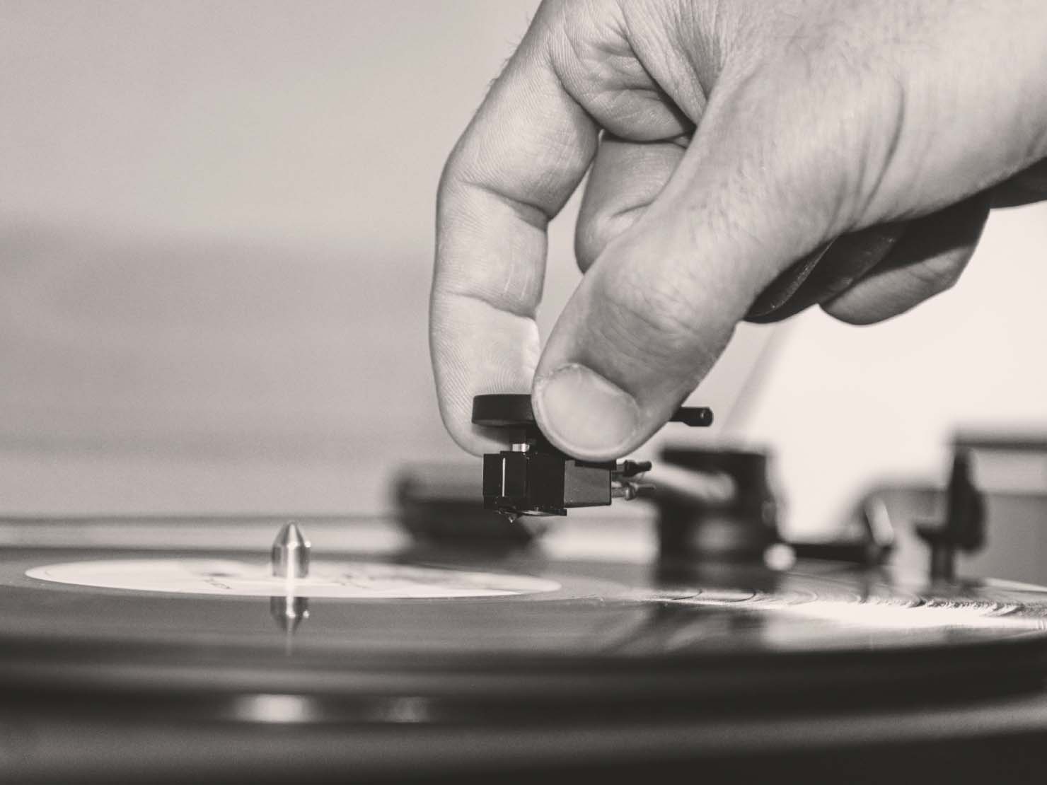 【後編】レコードの音質を上げるために知りたい、アナログとデジタルと「いい音」の関係<br>〜オーディオライターのレコード講座〜