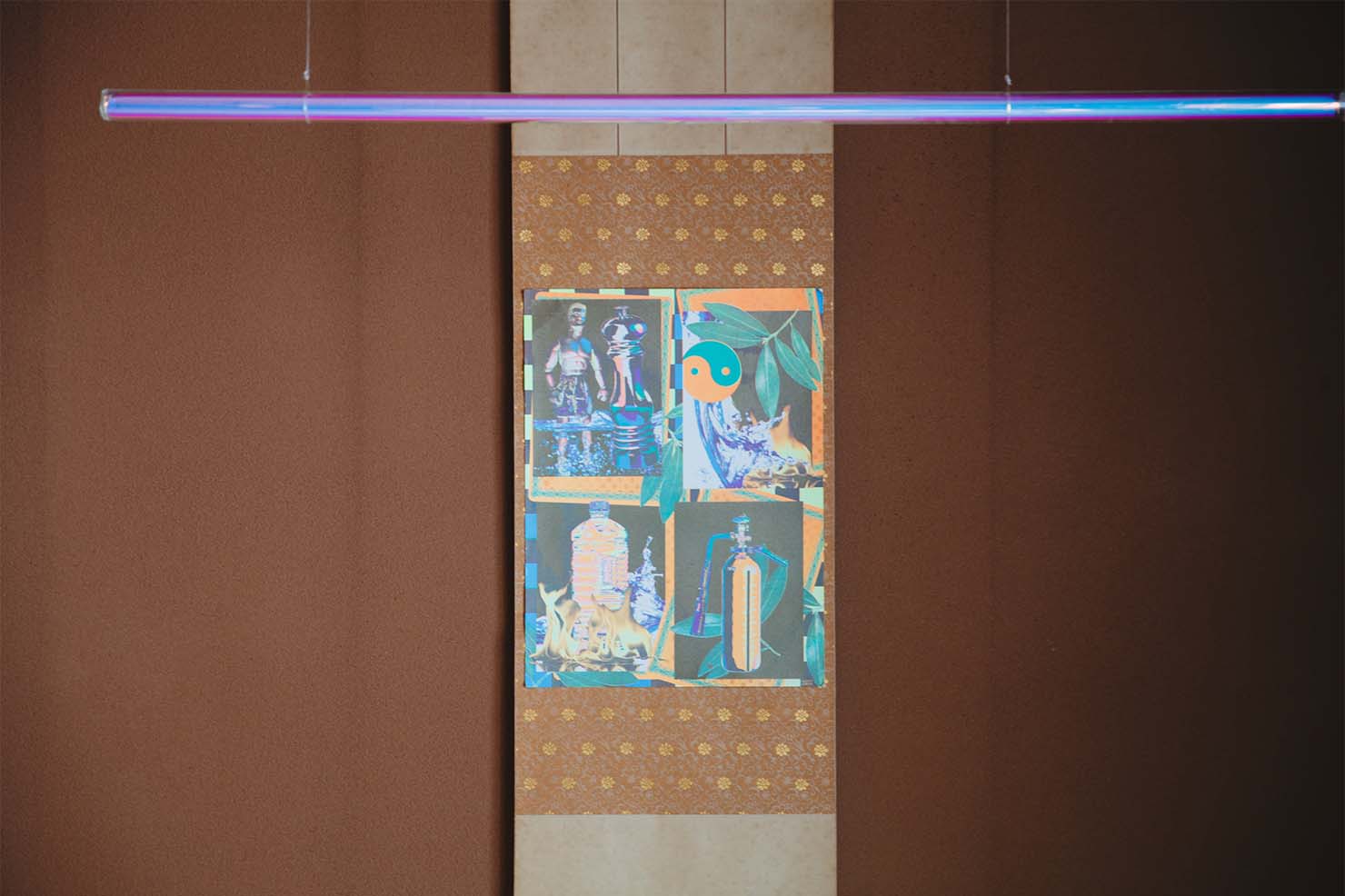 古民家に飾られた掛け軸のアート