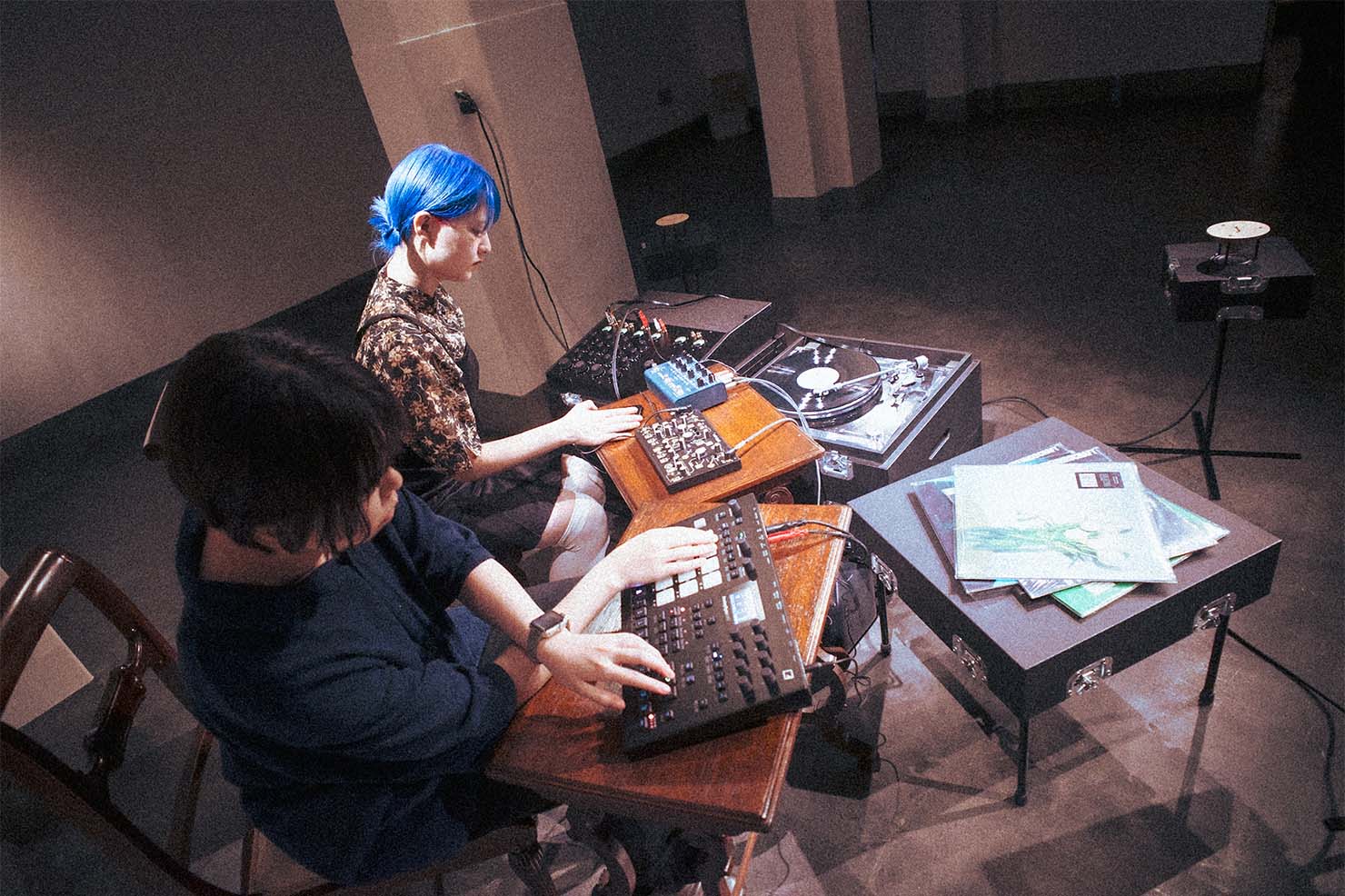 岩井が使用したのは、Elektron Analog Rytm MK II