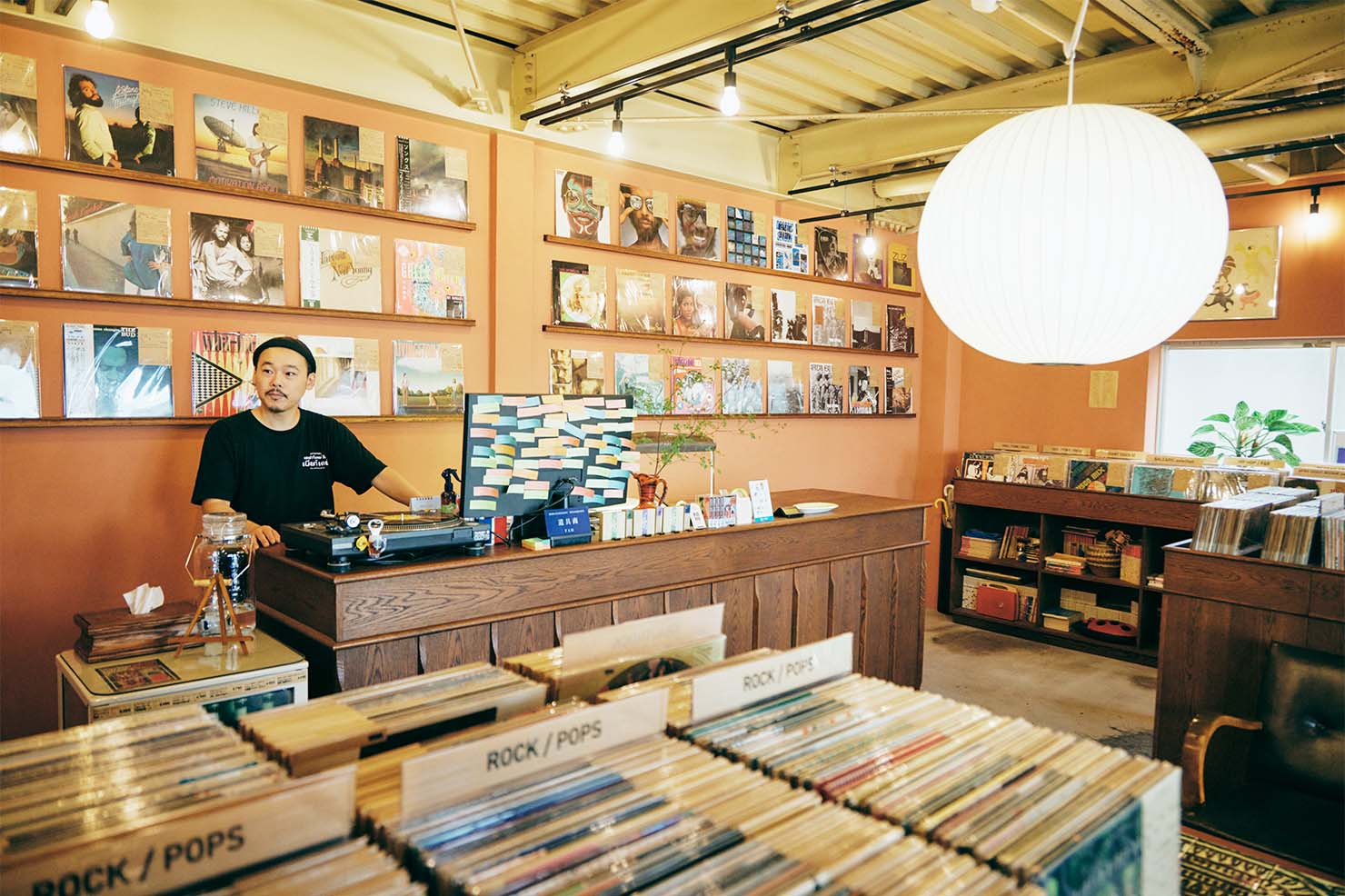 FAM店主の稲垣さ