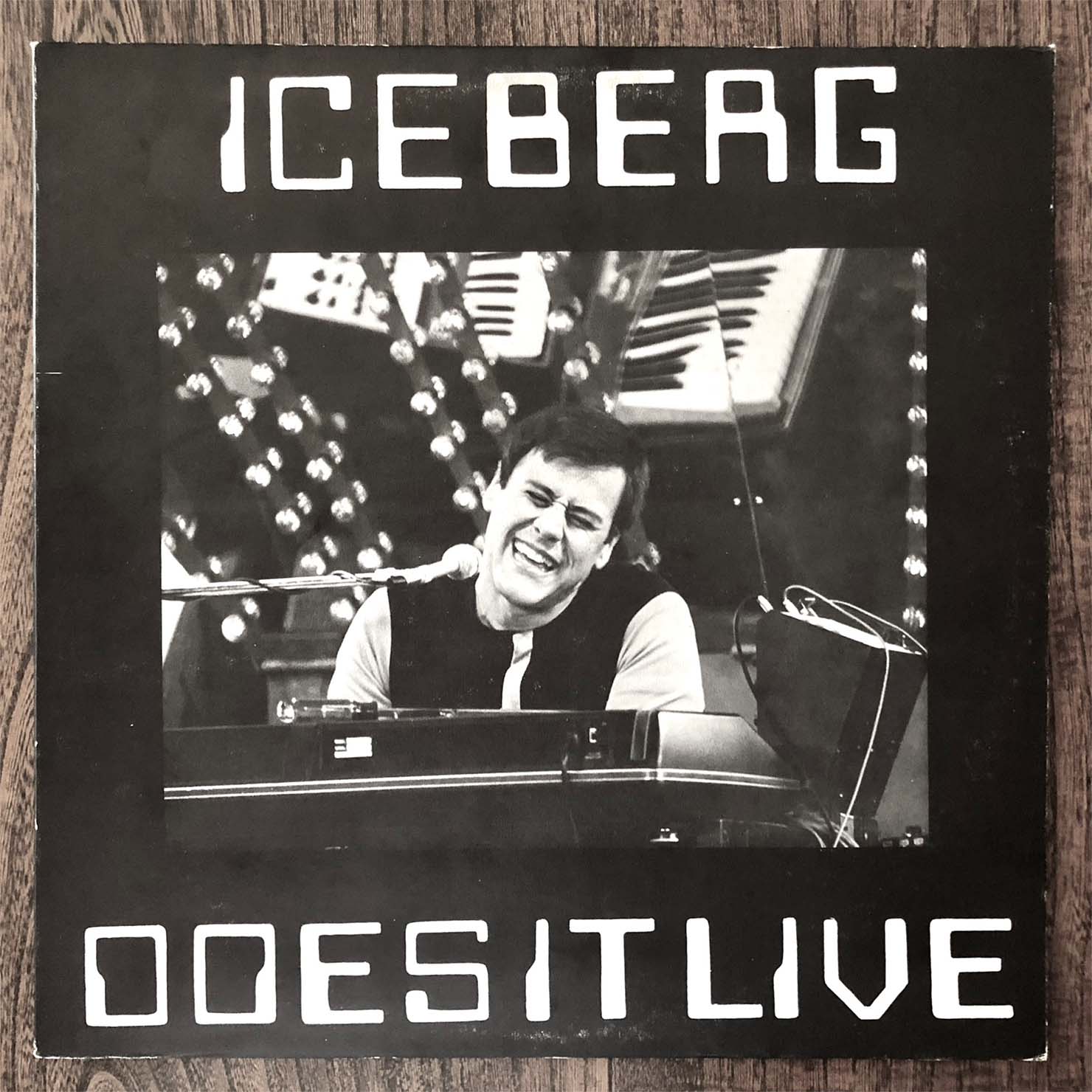 Iceberg『Does It Live』