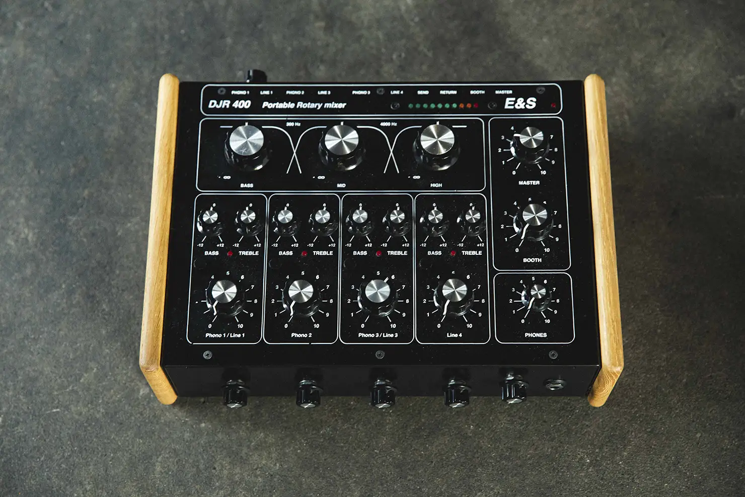 E&S「DJR-400FX」——現在のブームの火付け役となったポータブルロータリーミキサー