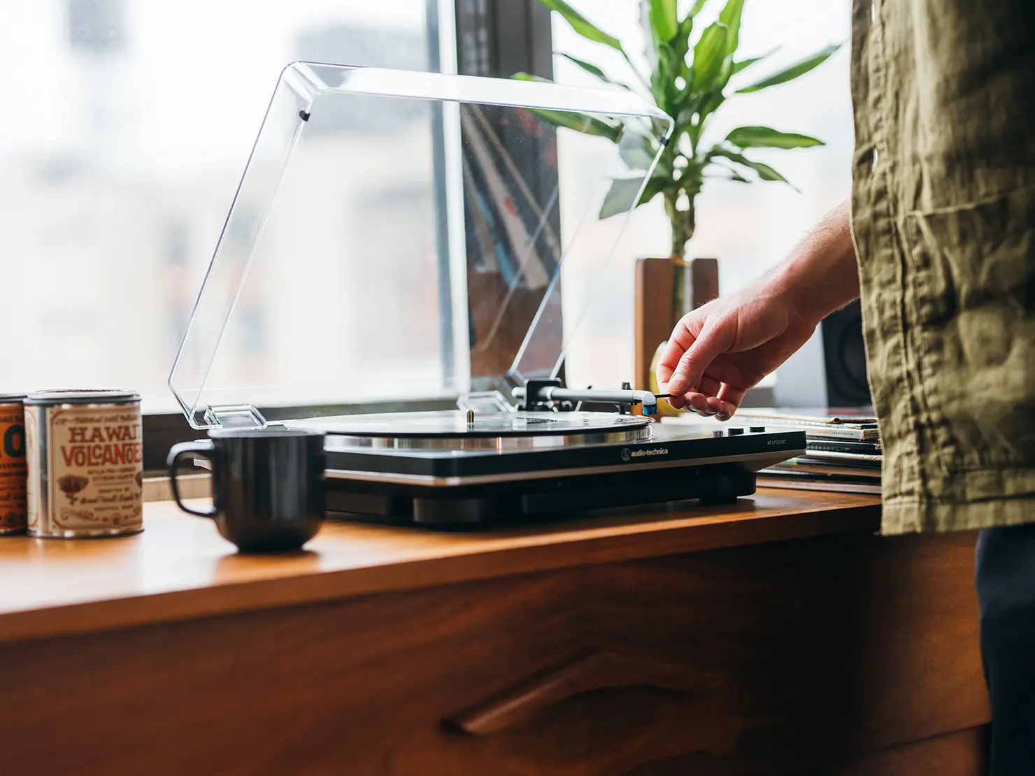 AT-LP70X