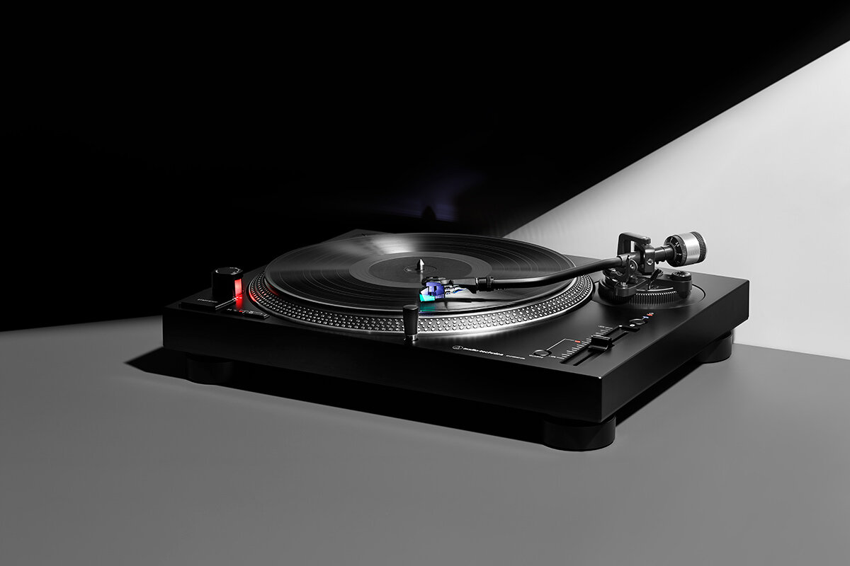 AT-LP120XBT-USB：ワイヤレスターンテーブル(レコードプレーヤー)