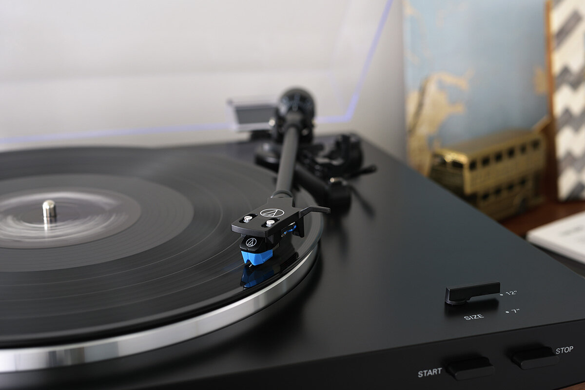 AT-LP3XBT：オーディオテクニカ VMカートリッジ搭載
