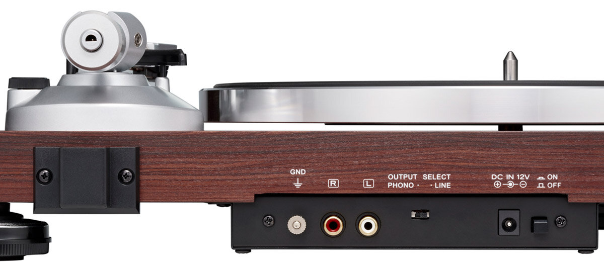 AT-LPW50BT RW(レコードプレーヤー)：背面スイッチ部